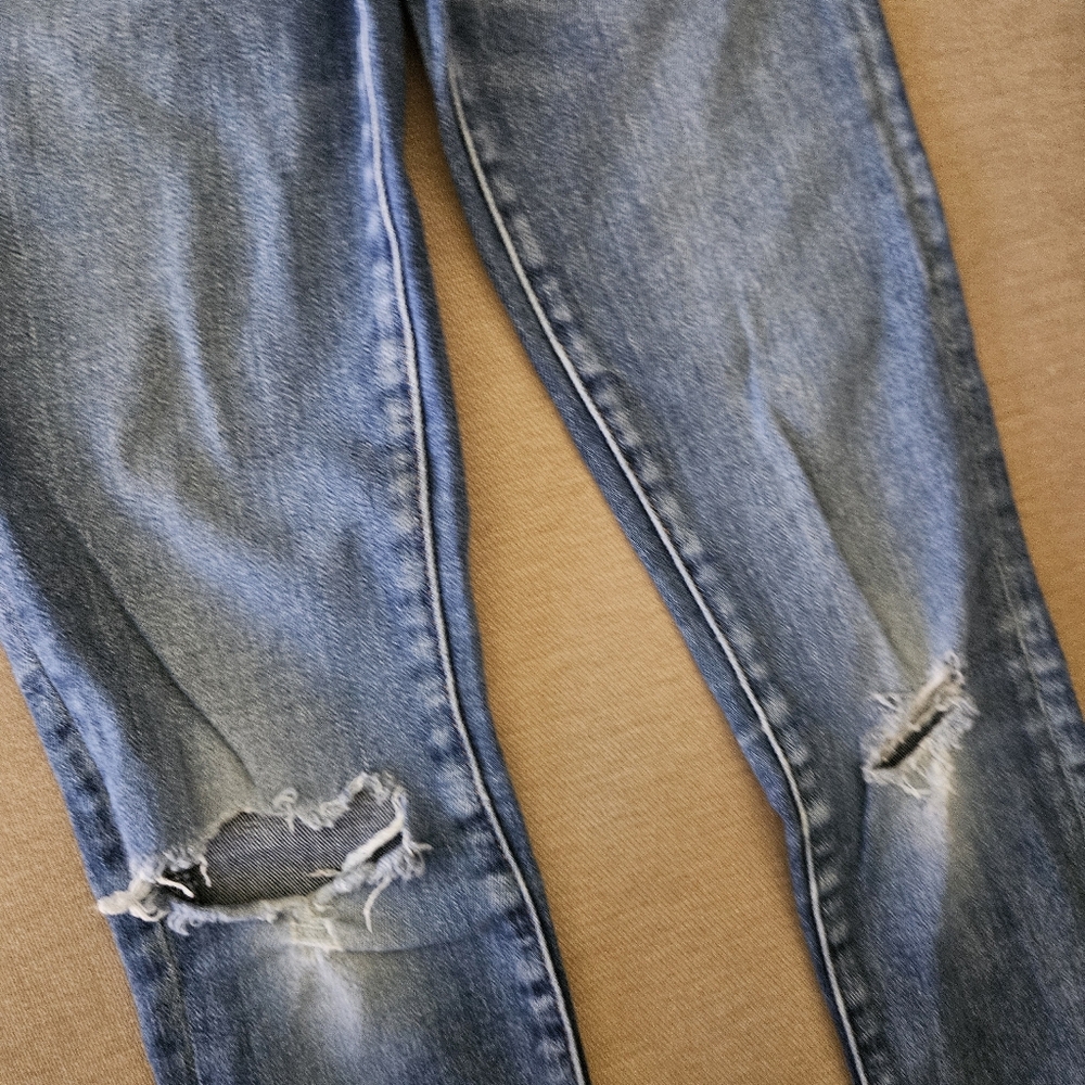 Aritzia Denim Forum the lola high rise crop skinny jeans distressed - Picture 4 of 10